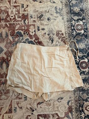 Old Navy linen blend skort